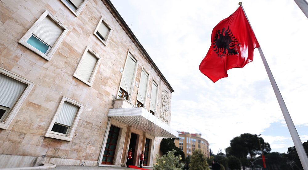 Krijohet regjistri per OJF dhe fondacionet, ulet risku per pastrim parash
